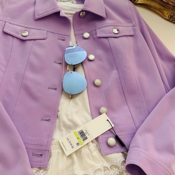 Elegant Lavender Women's Blazer - Picture 2 of 2